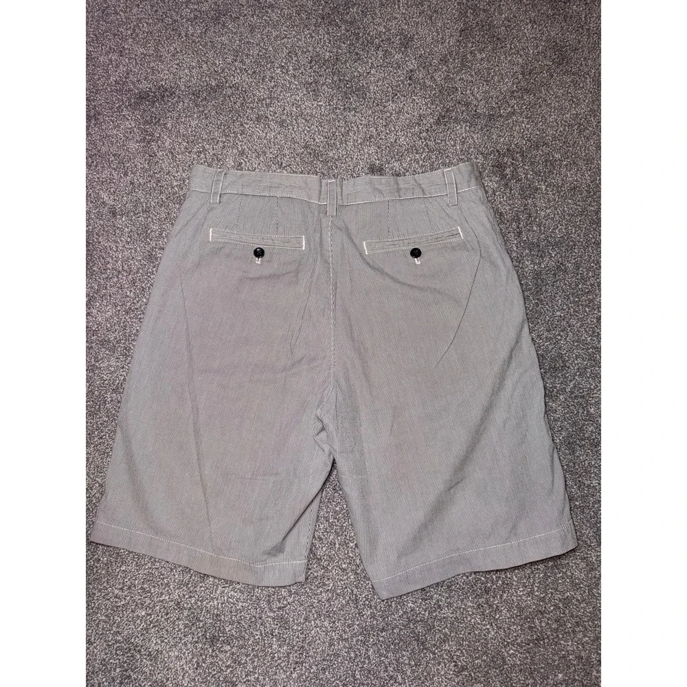 Banana Republic Men's Black & White/Grey Pinstriped Chino Shorts‎ Size - Size 34